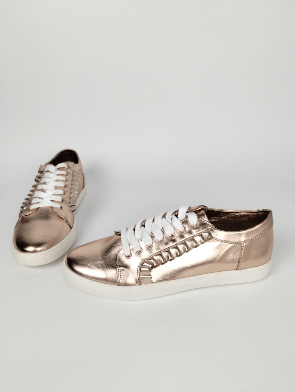 JustFab Lace Up Agness Sneaker Rose Gold Ruffle Trim Size 9.5